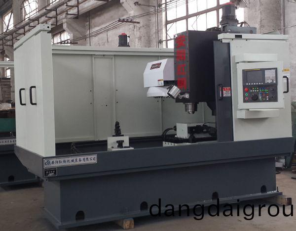 前軸(zhou)鎖銷孔專用加工